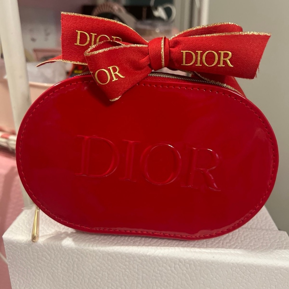 Dior Red Rouge Lipstick in 999 with Vanity Case & Ribbon-Box - Picture 9 of 9